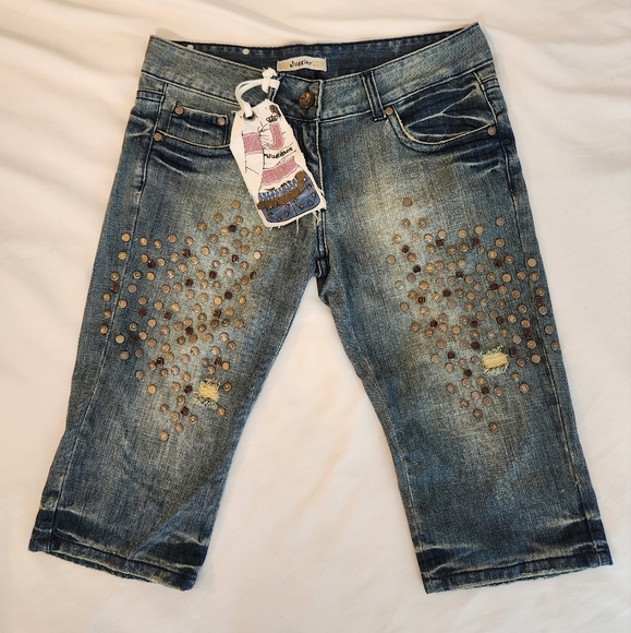 Stylish Blue Denim Women's Jeans - Picture 1 of 9
